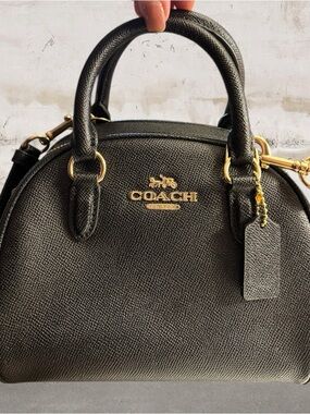 Coach Sydney Satchel in Black NWT